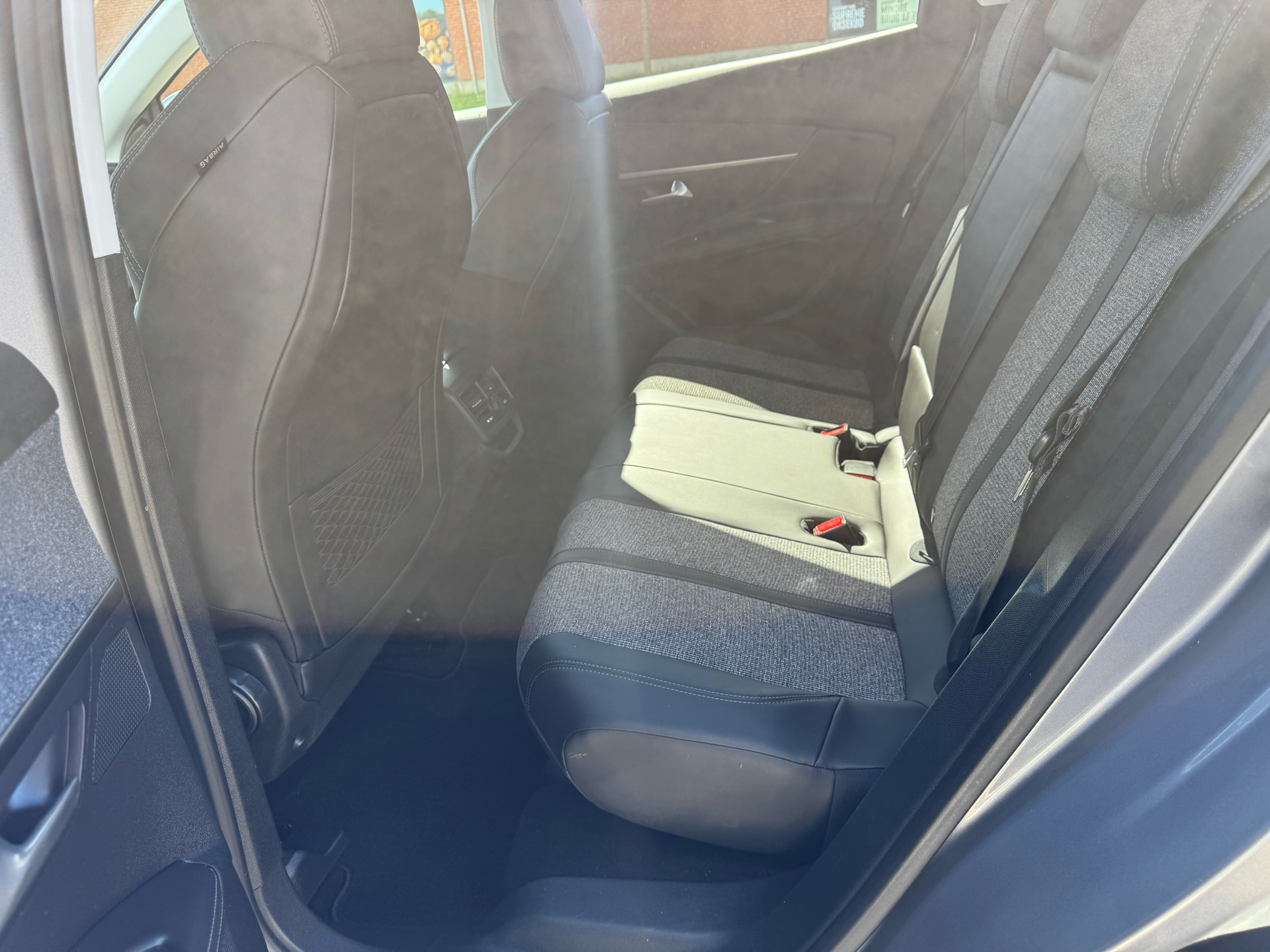 Billede af Peugeot 3008 1,5 BlueHDi Allure EAT8 130HK 5d 8g Aut.