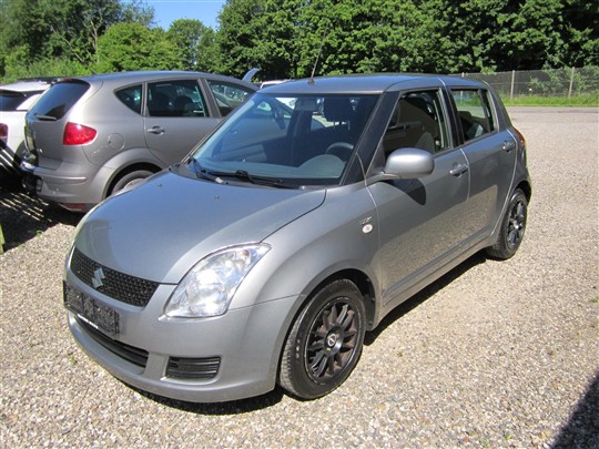 Suzuki Swift 1,3 DDIS GL-A 75HK 5d