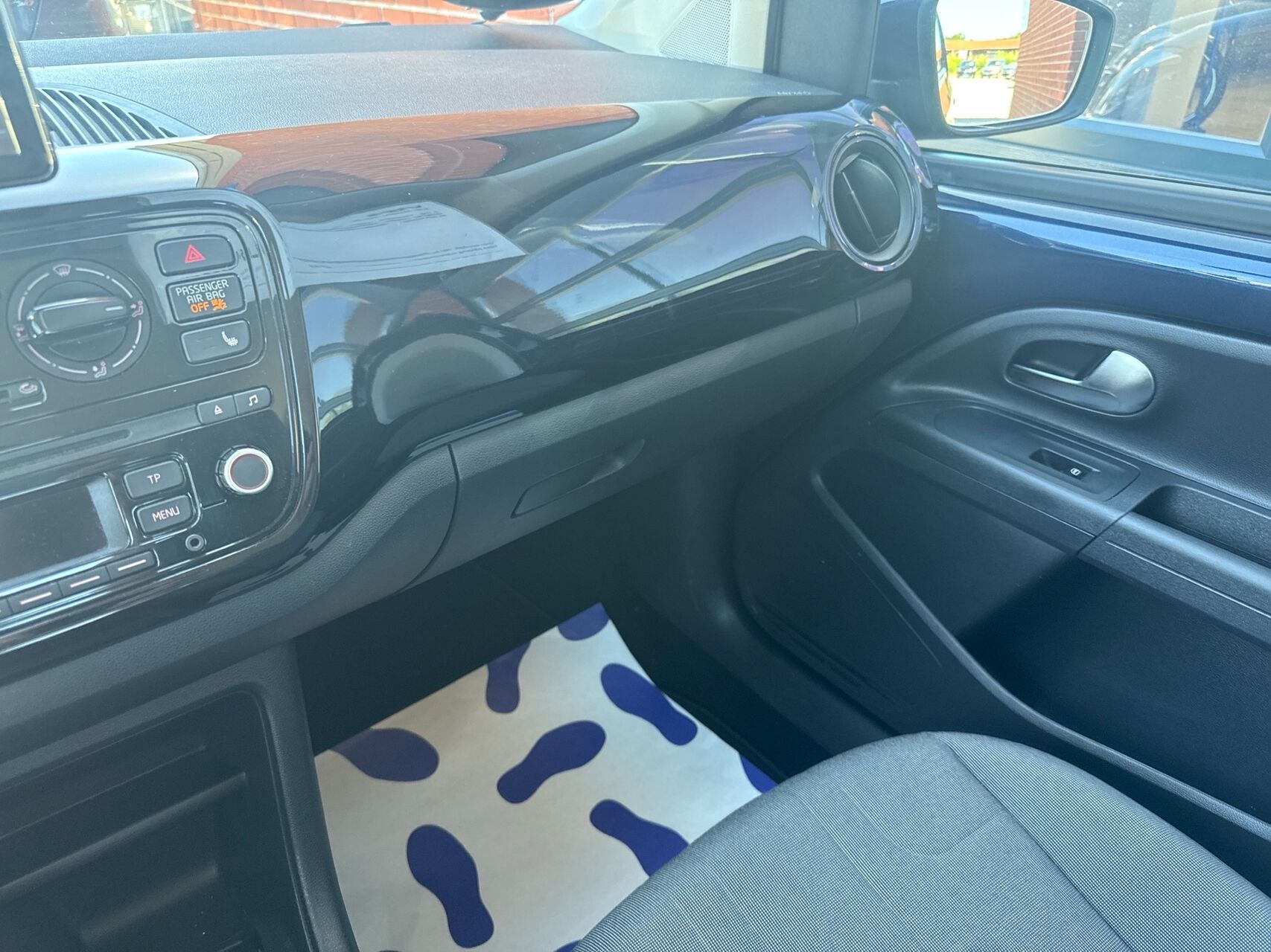 Billede af VW up 1,0 FSI BMT Move 75HK 5d