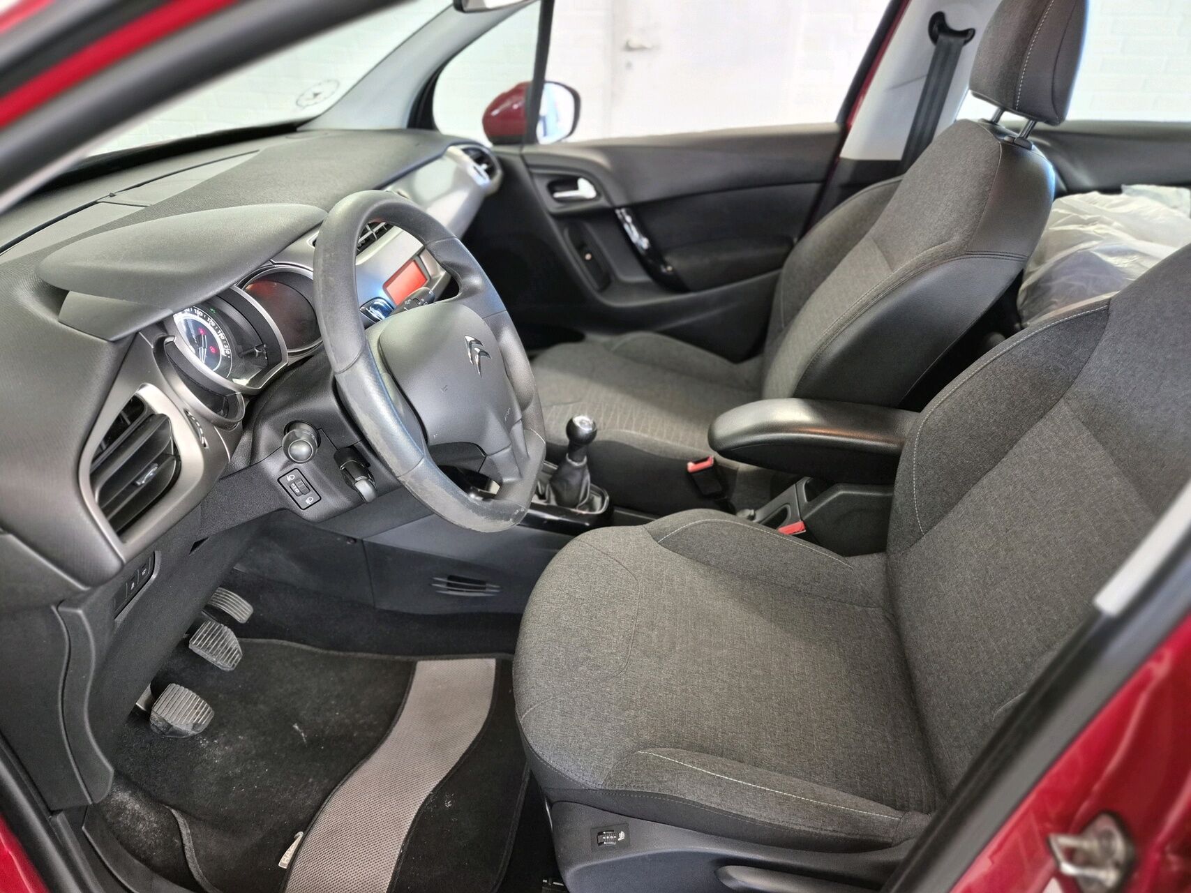 Billede af Citroën C3 1,6 Blue HDi Seduction Complet start/stop 100HK 5d