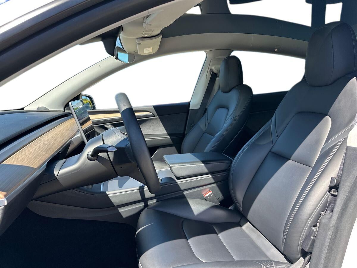 Billede af Tesla Model Y EL Long Range AWD 514HK 5d Aut.