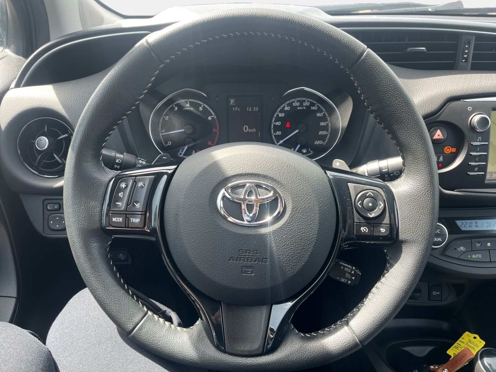 Billede af Toyota Yaris 1,5 VVT-I T3 Smartpakke Multidrive S 111HK 5d 6g Aut.