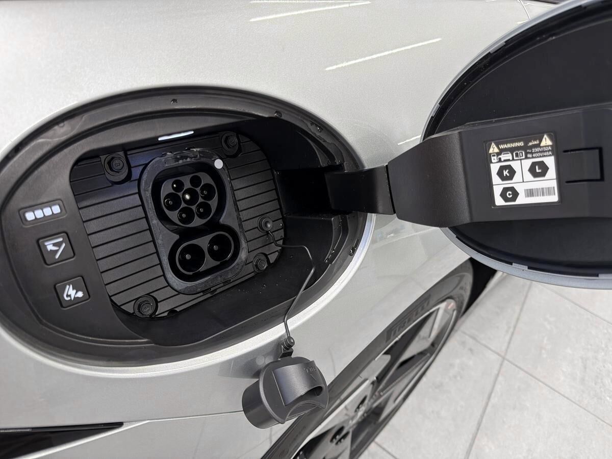 Billede af Hyundai Ioniq 6 Electric 84 kWh Ultimate 4WD 325HK Aut.
