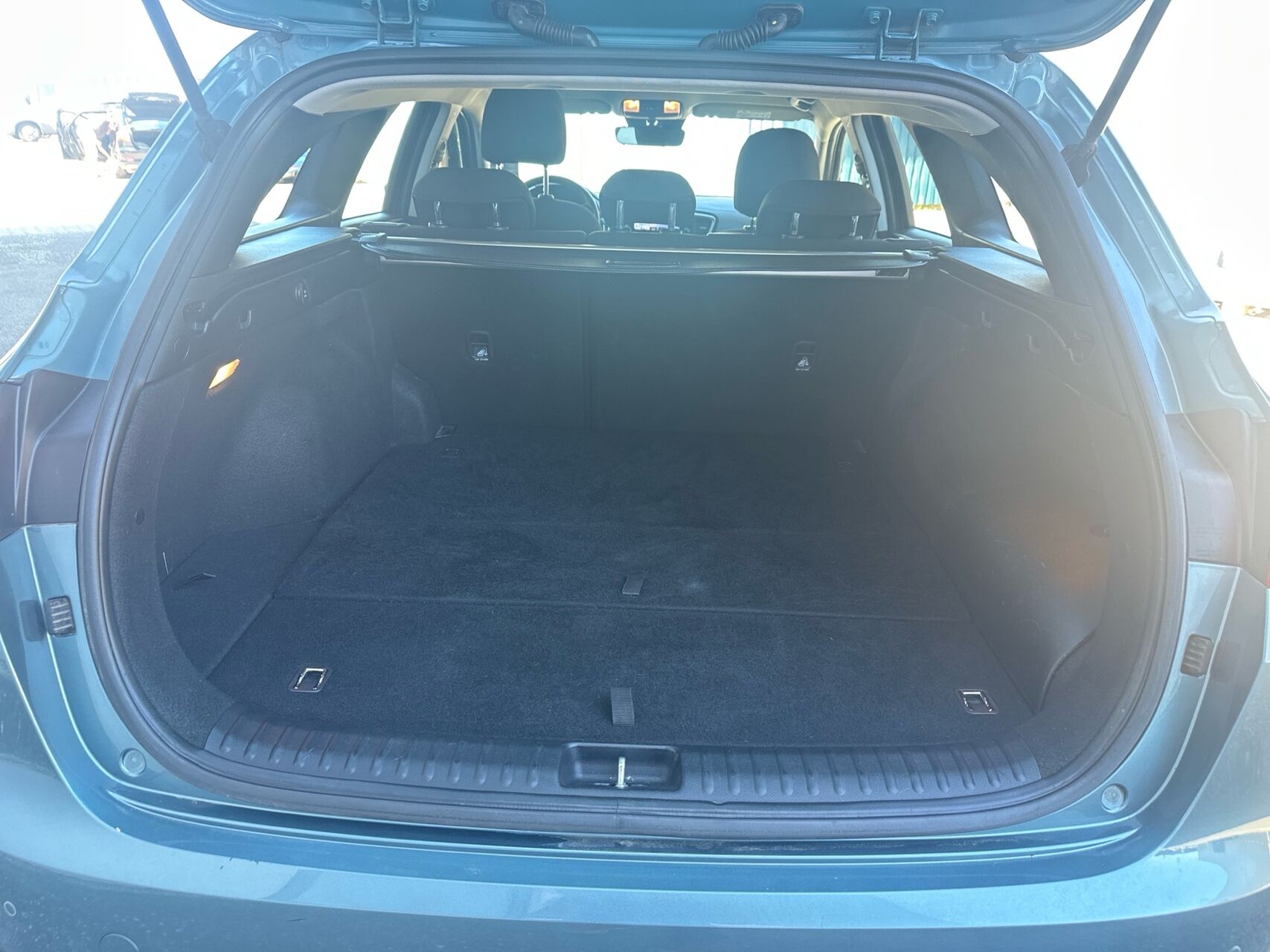 Billede af Kia Ceed SW 1,6 GDI PHEV  Plugin-hybrid Prestige DCT 141HK Stc 6g Aut.