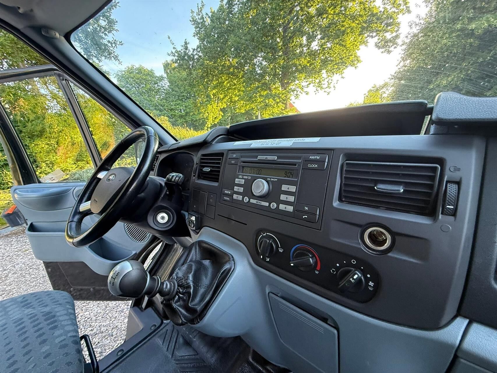 Billede af Ford Transit 350 L2H1 2,2 TDCi Trend RWD 155HK Ladv./Chas. 6g