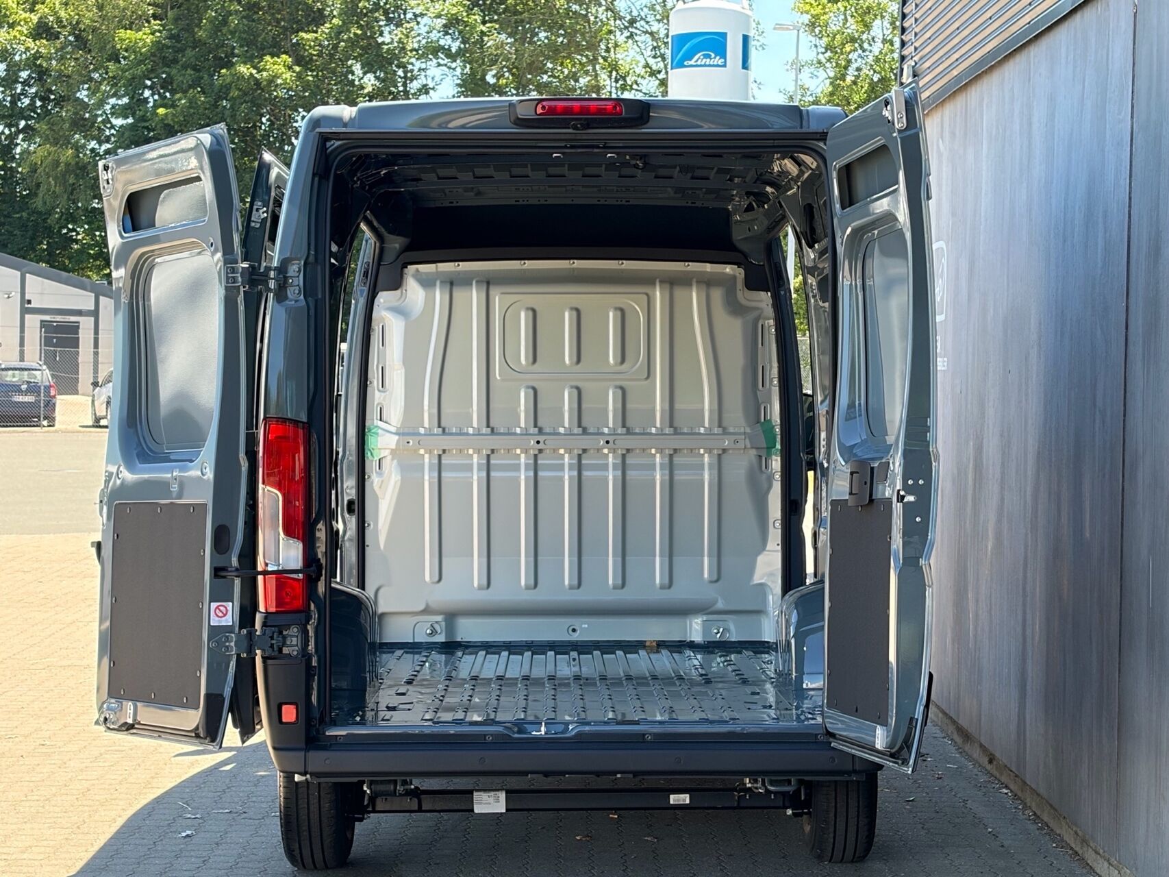 Billede af Fiat Ducato 35M L2H2 2,2 Multijet Comfort 180HK Van 8g Aut.