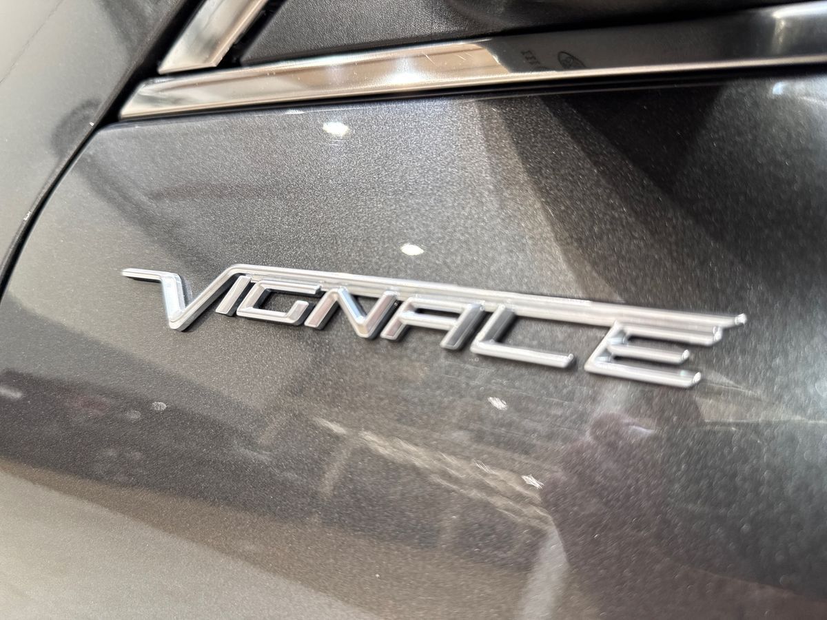 Billede af Ford Kuga 2,5 Plugin-hybrid Vignale CVT 225HK 5d Trinl. Gear