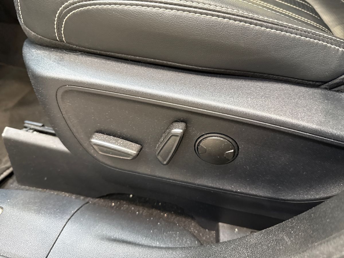 Billede af Ford Kuga 2,5 Plugin-hybrid Vignale CVT 225HK 5d Trinl. Gear