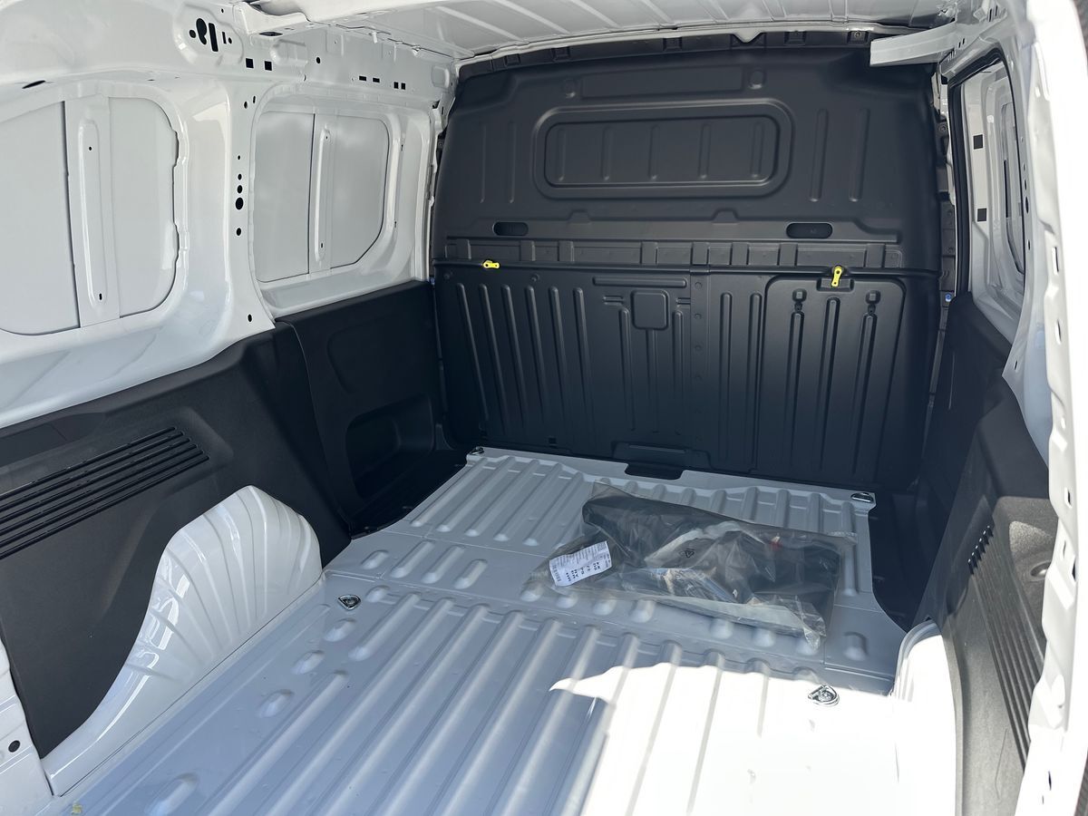 Billede af Opel Combo L1V1 1,5 BlueHDi Enjoy 102HK Van 6g