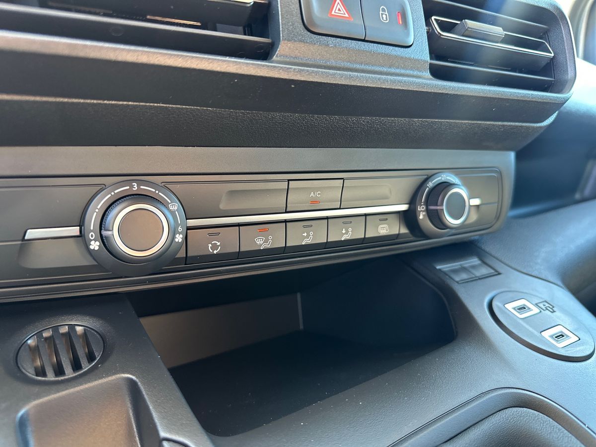 Billede af Opel Combo L1V1 1,5 BlueHDi Enjoy 102HK Van 6g