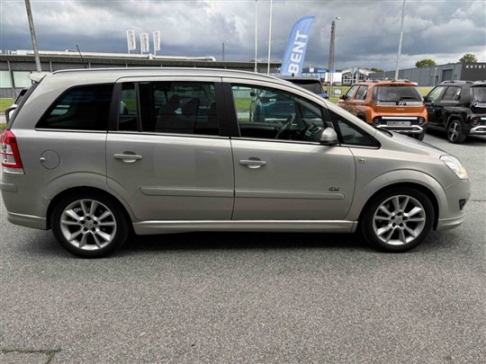 Opel Zafira 1,9 CDTI 150HK