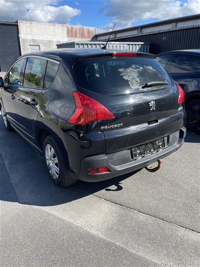 Peugeot 3008 2,0 HDI FAP Premium 150HK 6g