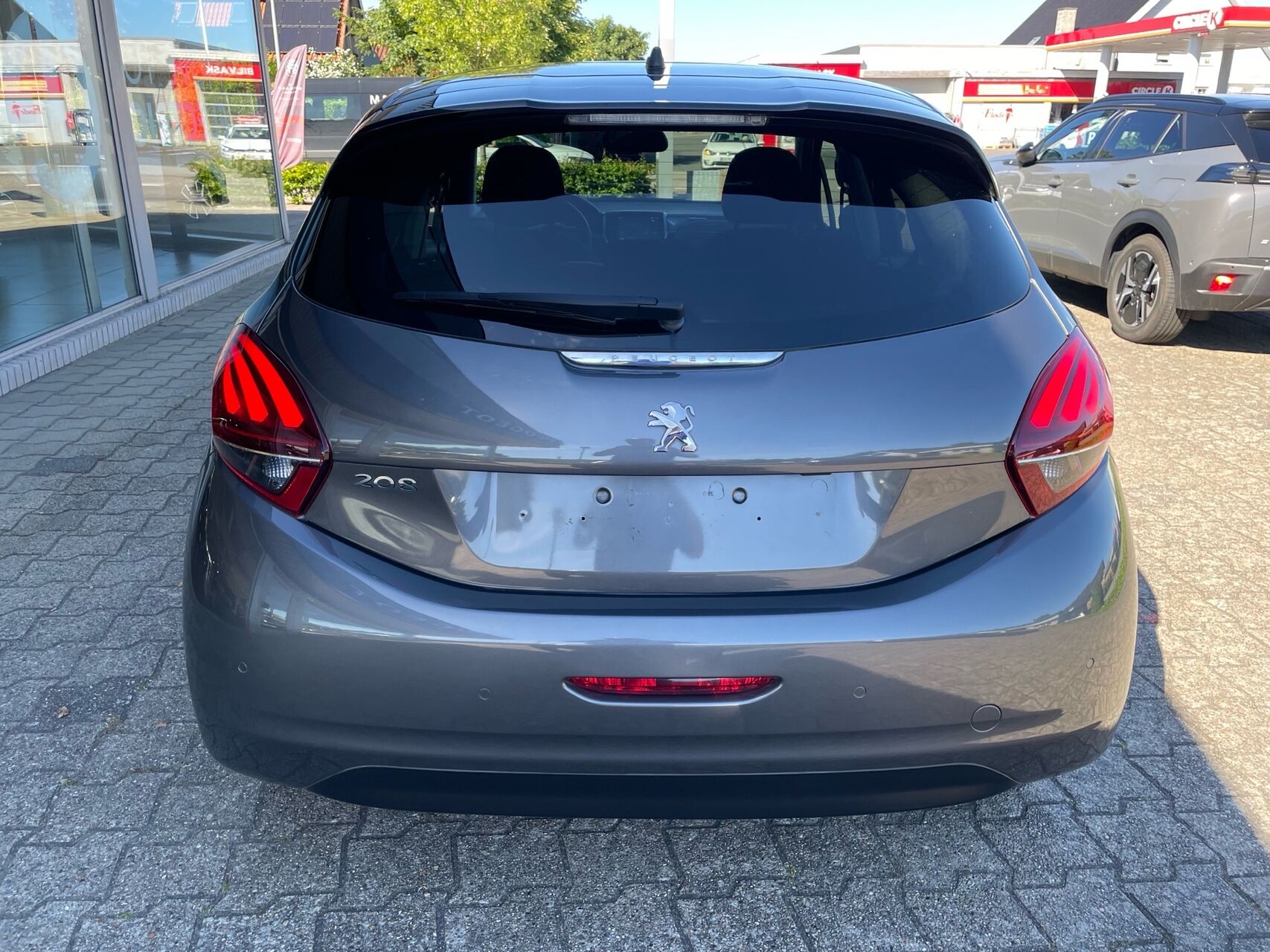 Billede af Peugeot 208 1,5 BlueHDi Signature+ 100HK 5d