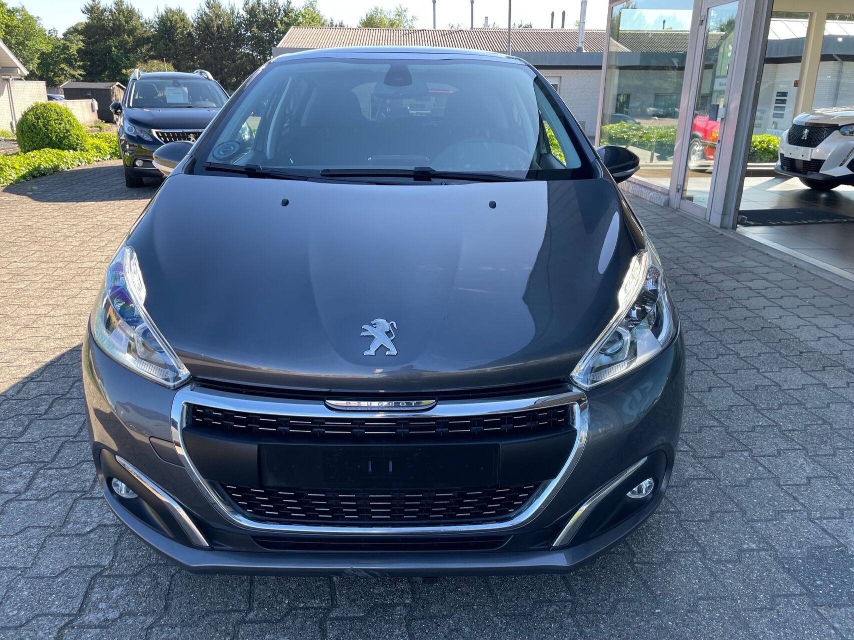 Billede af Peugeot 208 1,5 BlueHDi Signature+ 100HK 5d