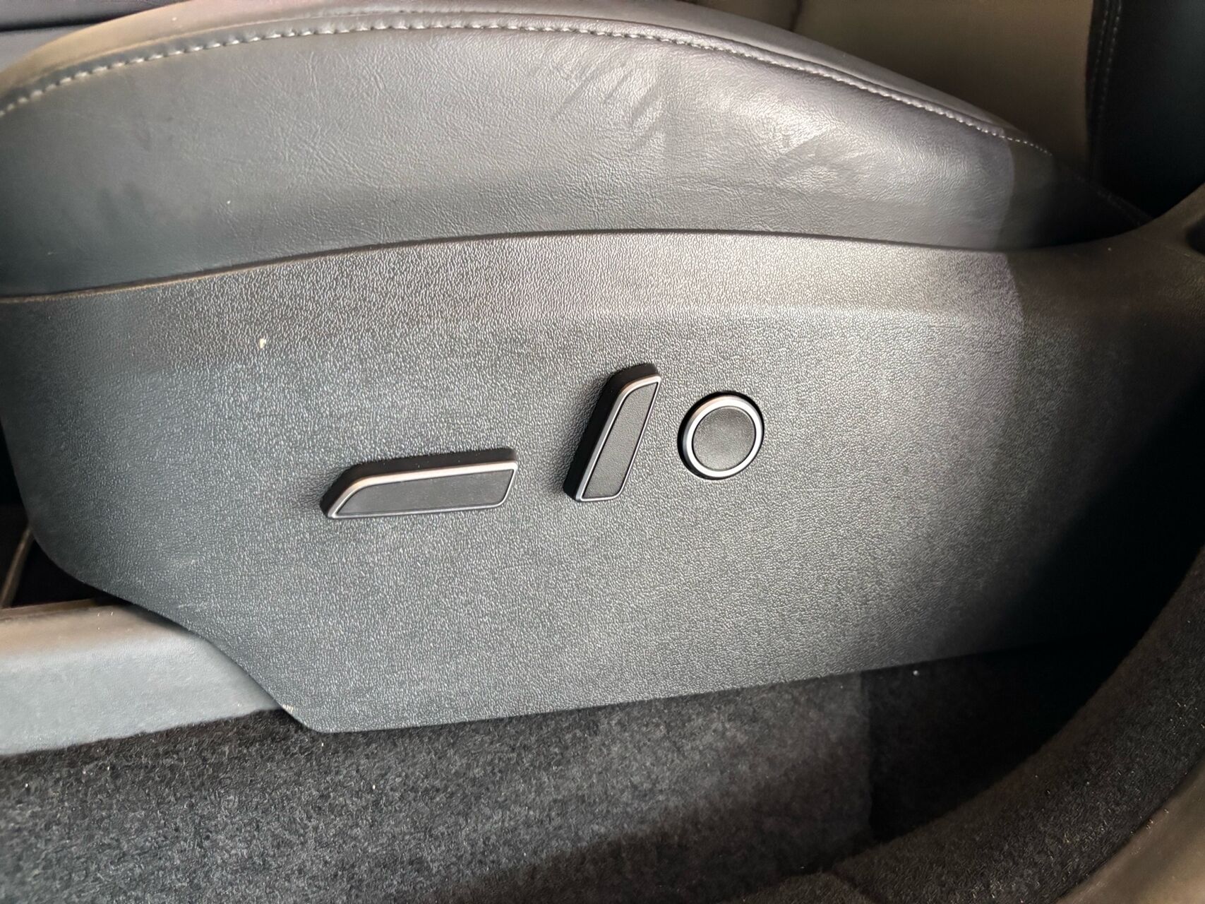 Billede af Tesla Model Y EL RWD 299HK 5d Aut.