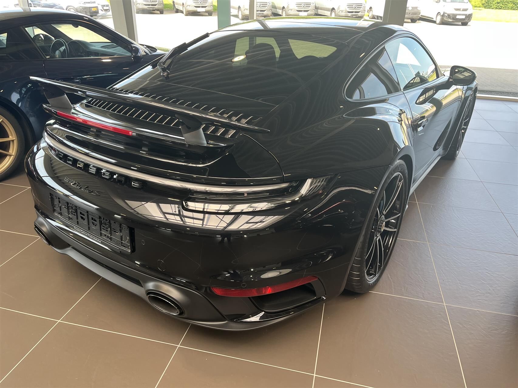 Billede af Porsche 911 Turbo S 3,7 PDK 650HK 2d 8g Aut.