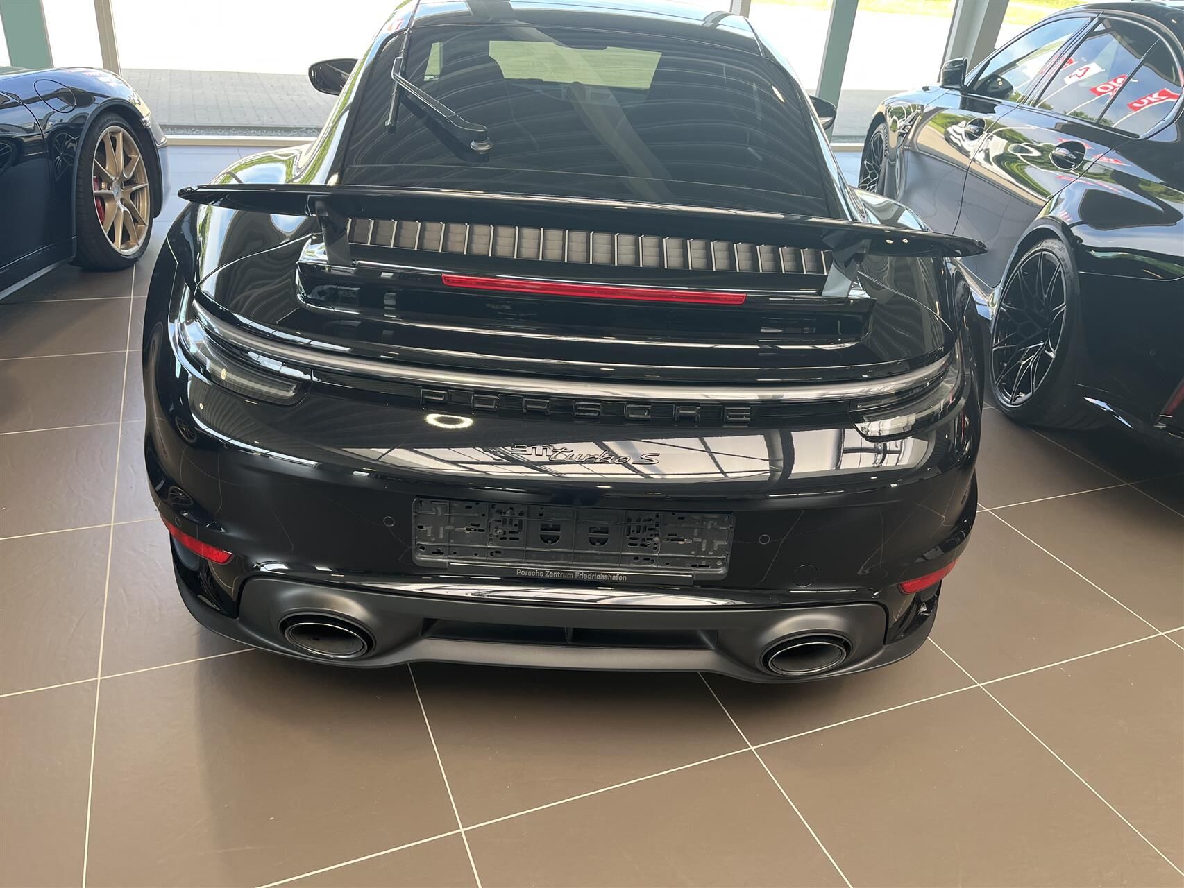 Billede af Porsche 911 Turbo S 3,7 PDK 650HK 2d 8g Aut.