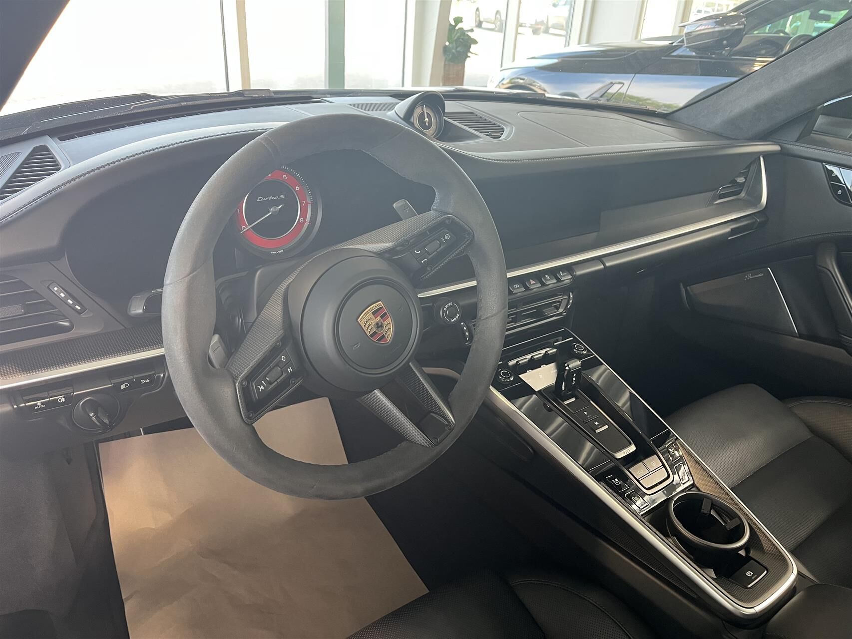 Billede af Porsche 911 Turbo S 3,7 PDK 650HK 2d 8g Aut.