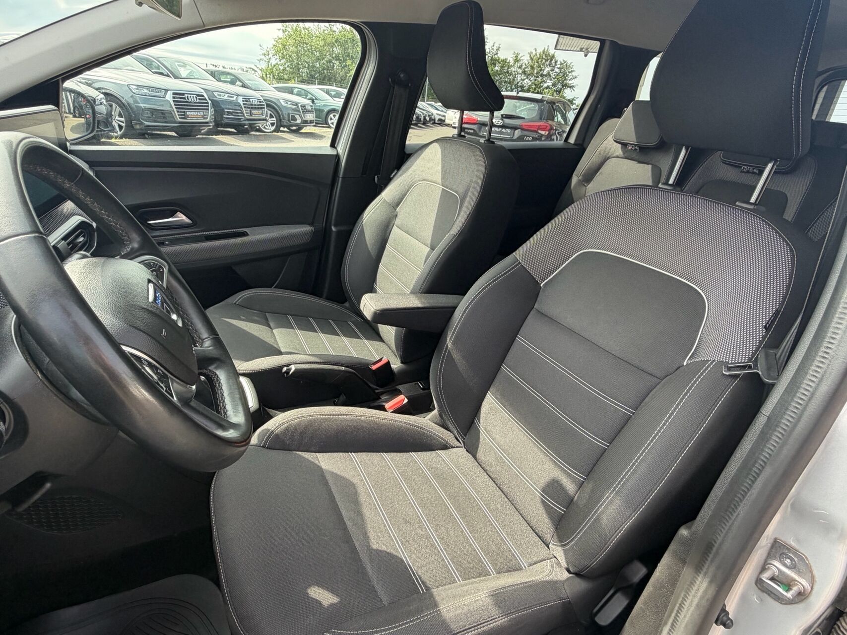 Billede af Dacia Jogger 7 Sæder 1,0 Tce Comfort 110HK 5d 6g