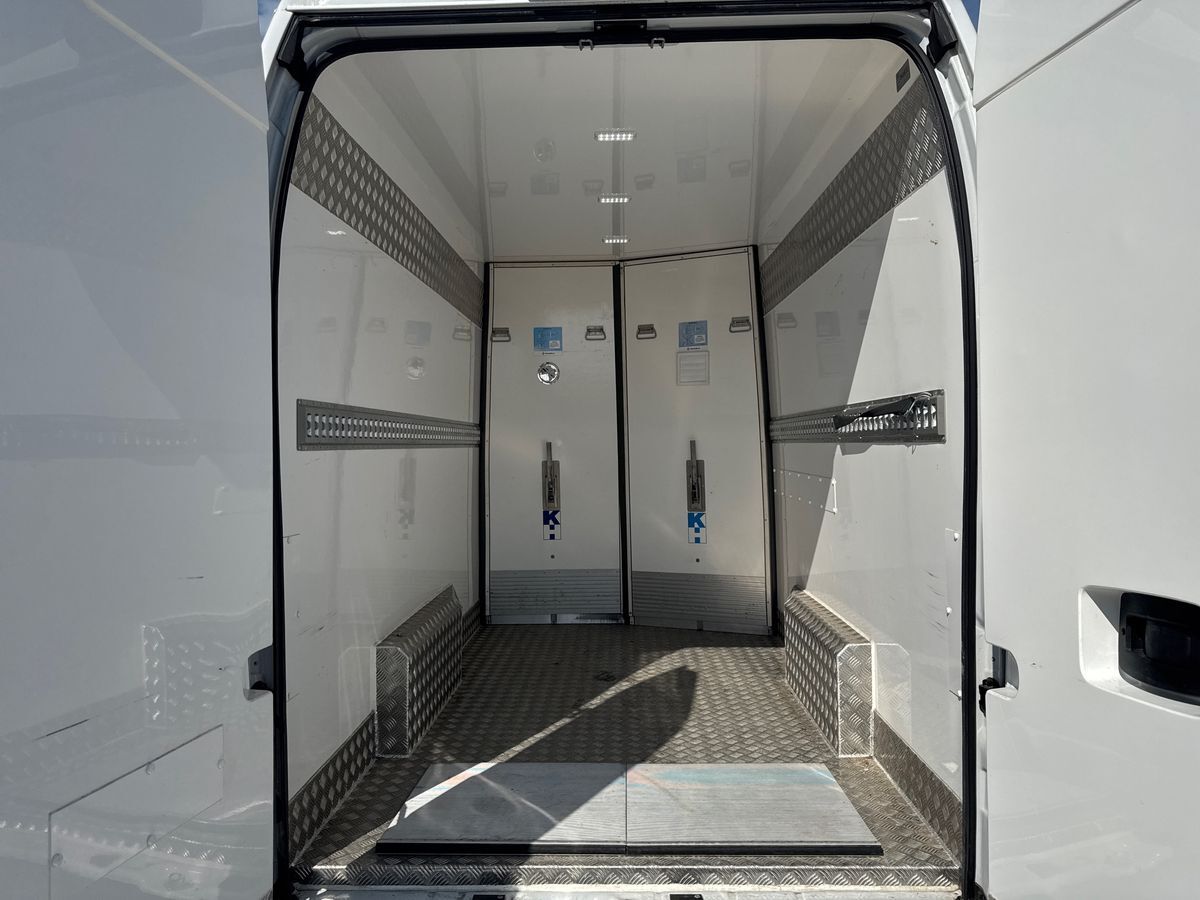 Billede af Opel Movano 35H L4H3 2,2 BlueHDi Enjoy+ EAT8 180HK Van 8g Aut.