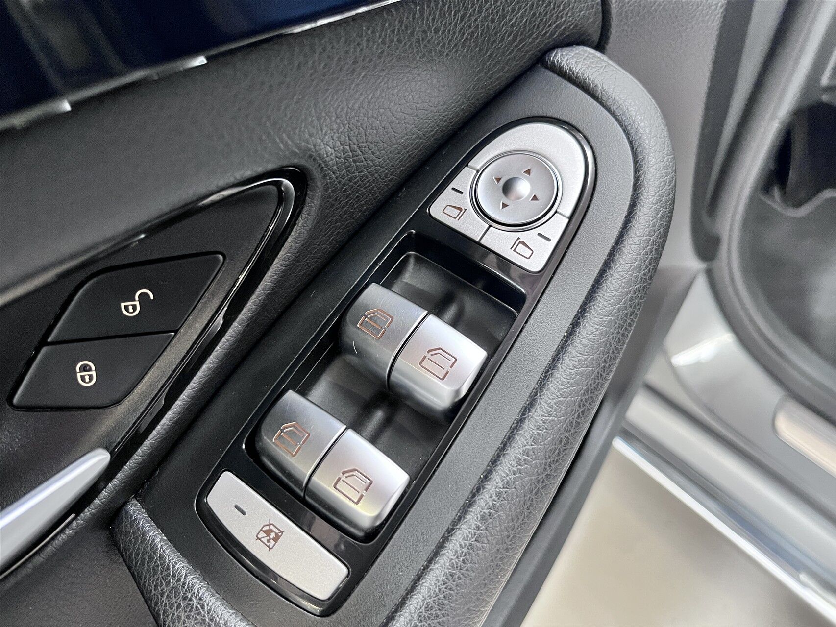 Billede af Mercedes-Benz C220 d 2,1 D Avantgarde Bluetec 9G-Tronic 170HK Aut. 