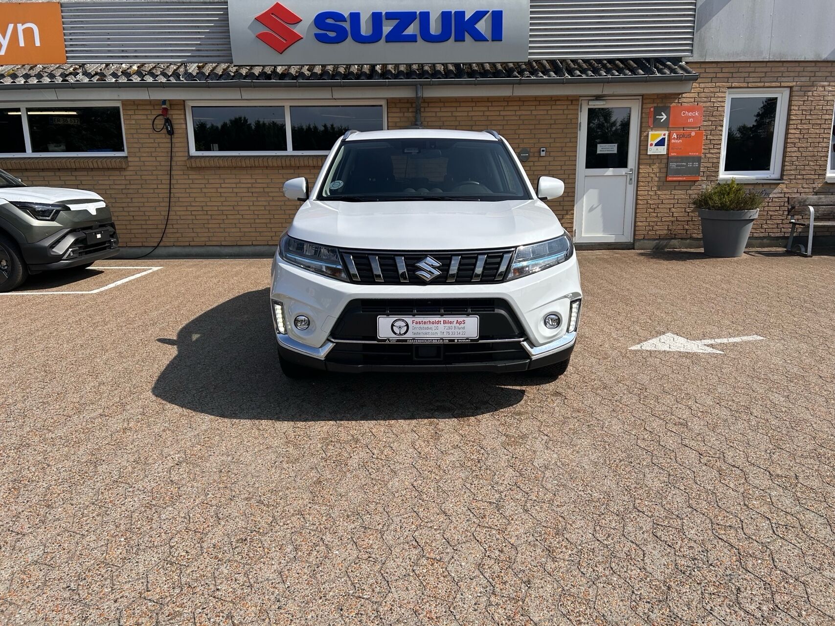 Billede af Suzuki Vitara 1,5 Hybrid Active AGS 102HK 5d 6g Aut.