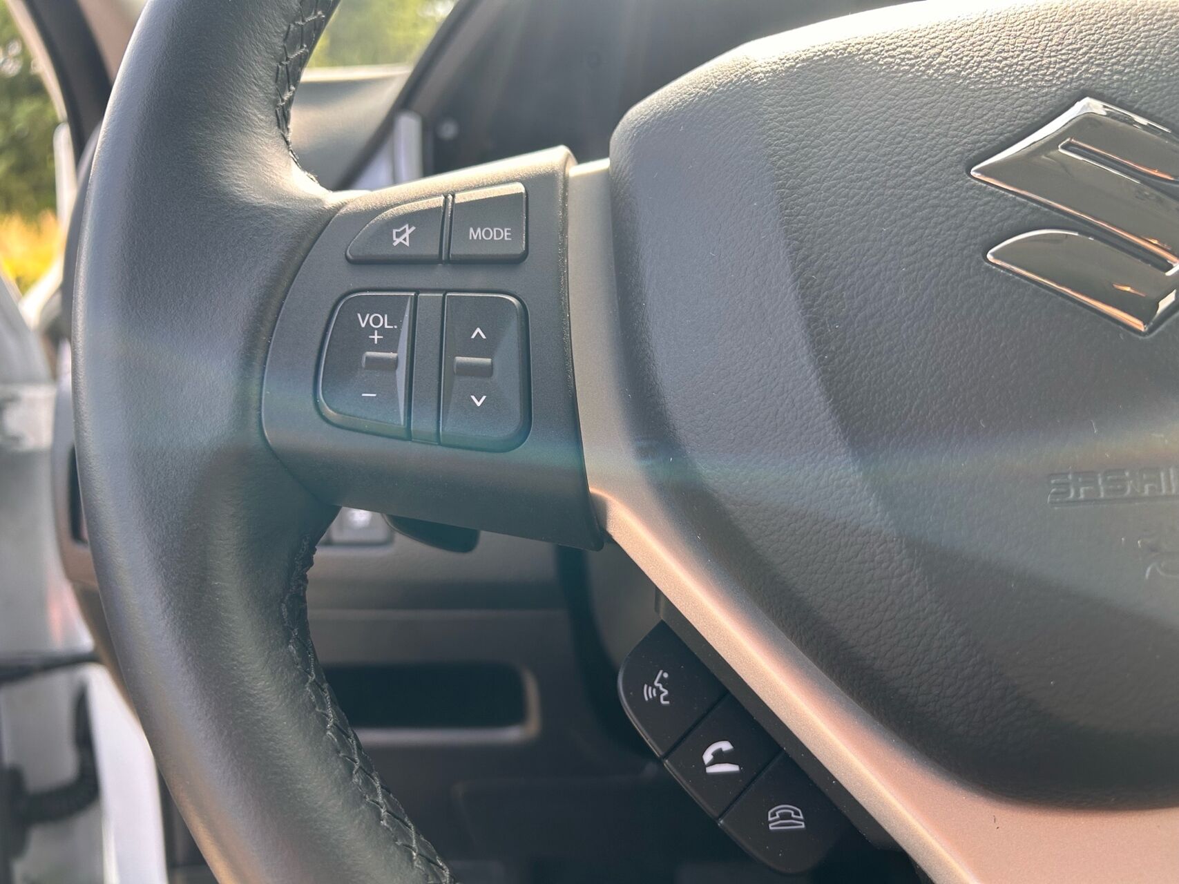 Billede af Suzuki Vitara 1,5 Hybrid Active AGS 102HK 5d 6g Aut.