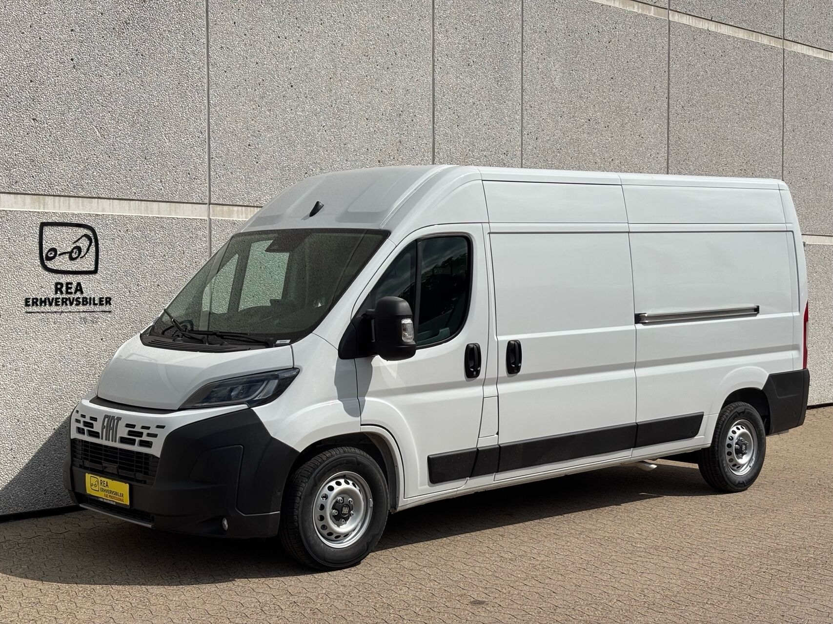 Billede af Fiat Ducato 35M L3H2 2,2 Multijet Comfort 180HK Van 8g Aut.