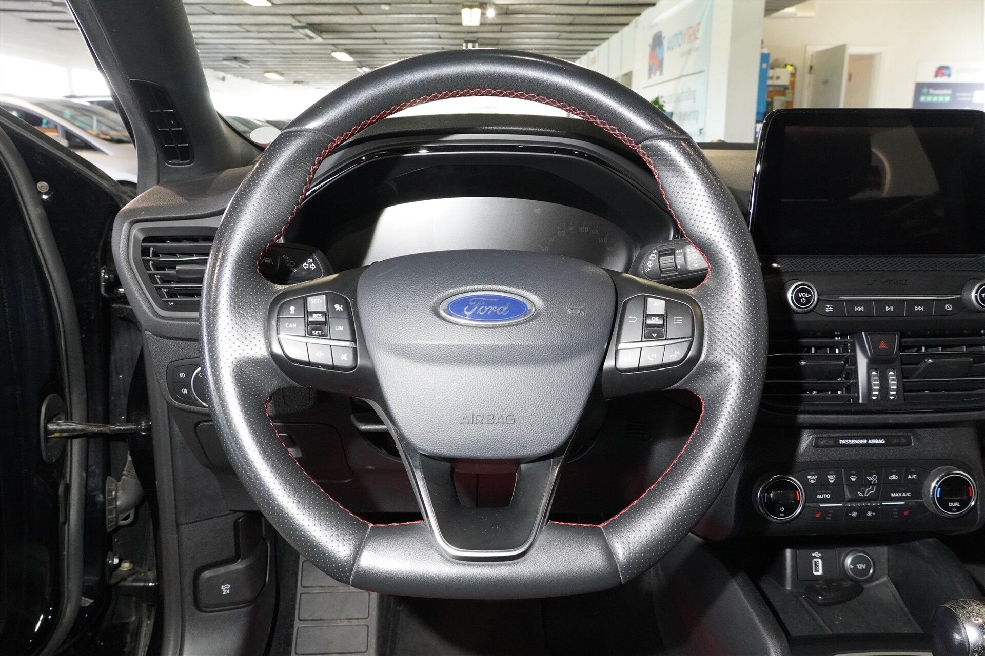 Billede af Ford Focus 1,0 EcoBoost ST-Line Business 125HK Stc 6g