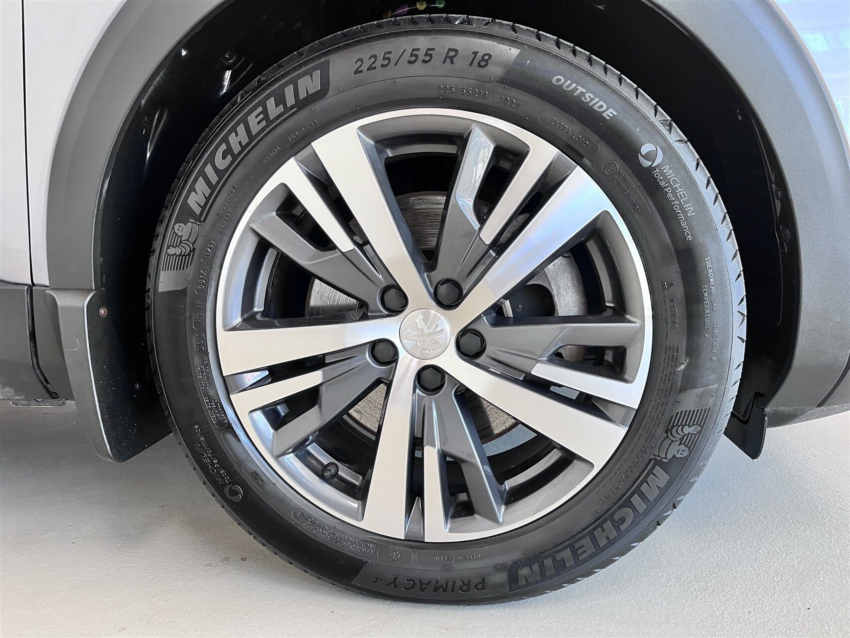 Billede af Peugeot 3008 1,6 PureTech  Plugin-hybrid Selection Sport EAT8 225HK 5d 8g Aut.