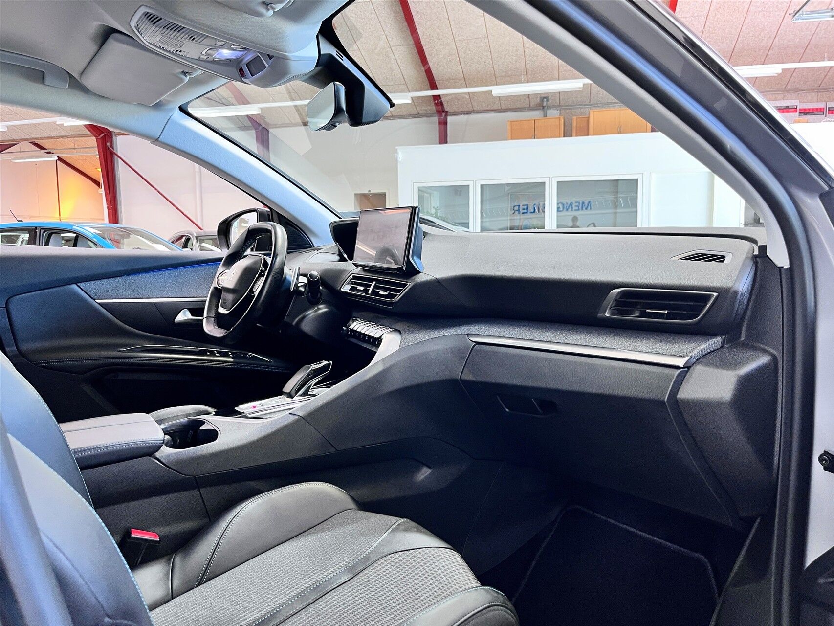 Billede af Peugeot 3008 1,6 PureTech  Plugin-hybrid Selection Sport EAT8 225HK 5d 8g Aut.
