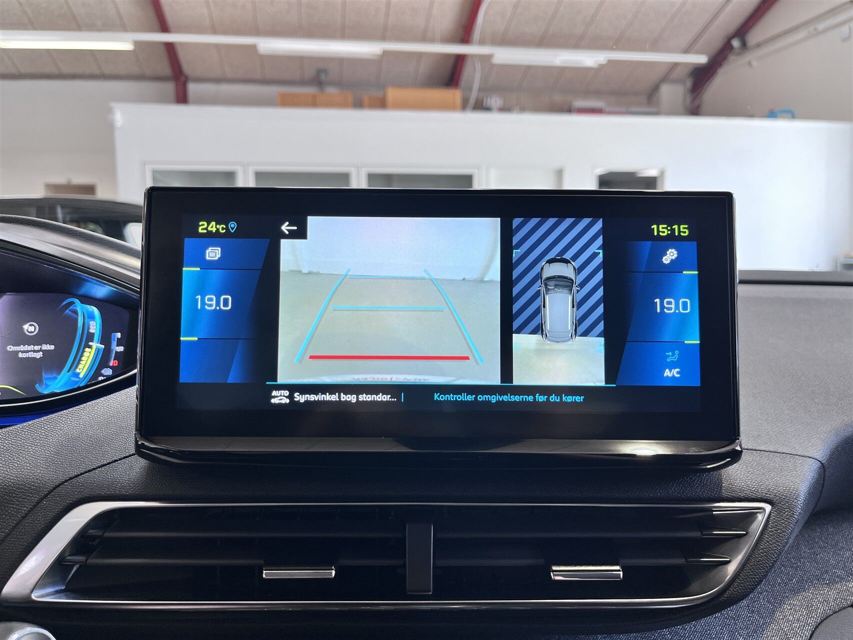 Billede af Peugeot 3008 1,6 PureTech  Plugin-hybrid Selection Sport EAT8 225HK 5d 8g Aut.