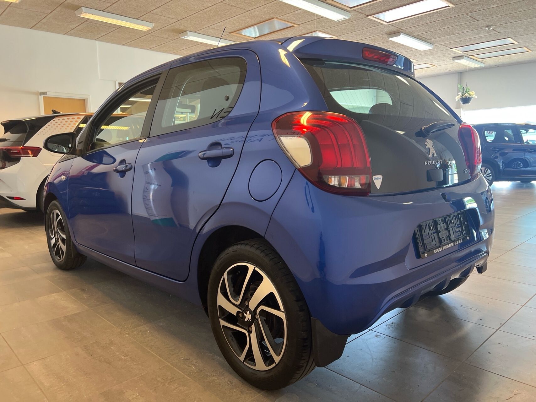 Billede af Peugeot 108 1,0 e-Vti Infinity 72HK 5d