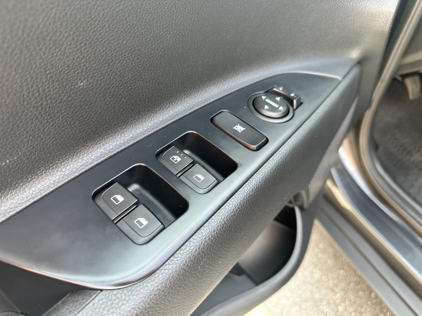 Billede af Kia Stonic 1,0 T-GDI Attraction 120HK 5d 6g