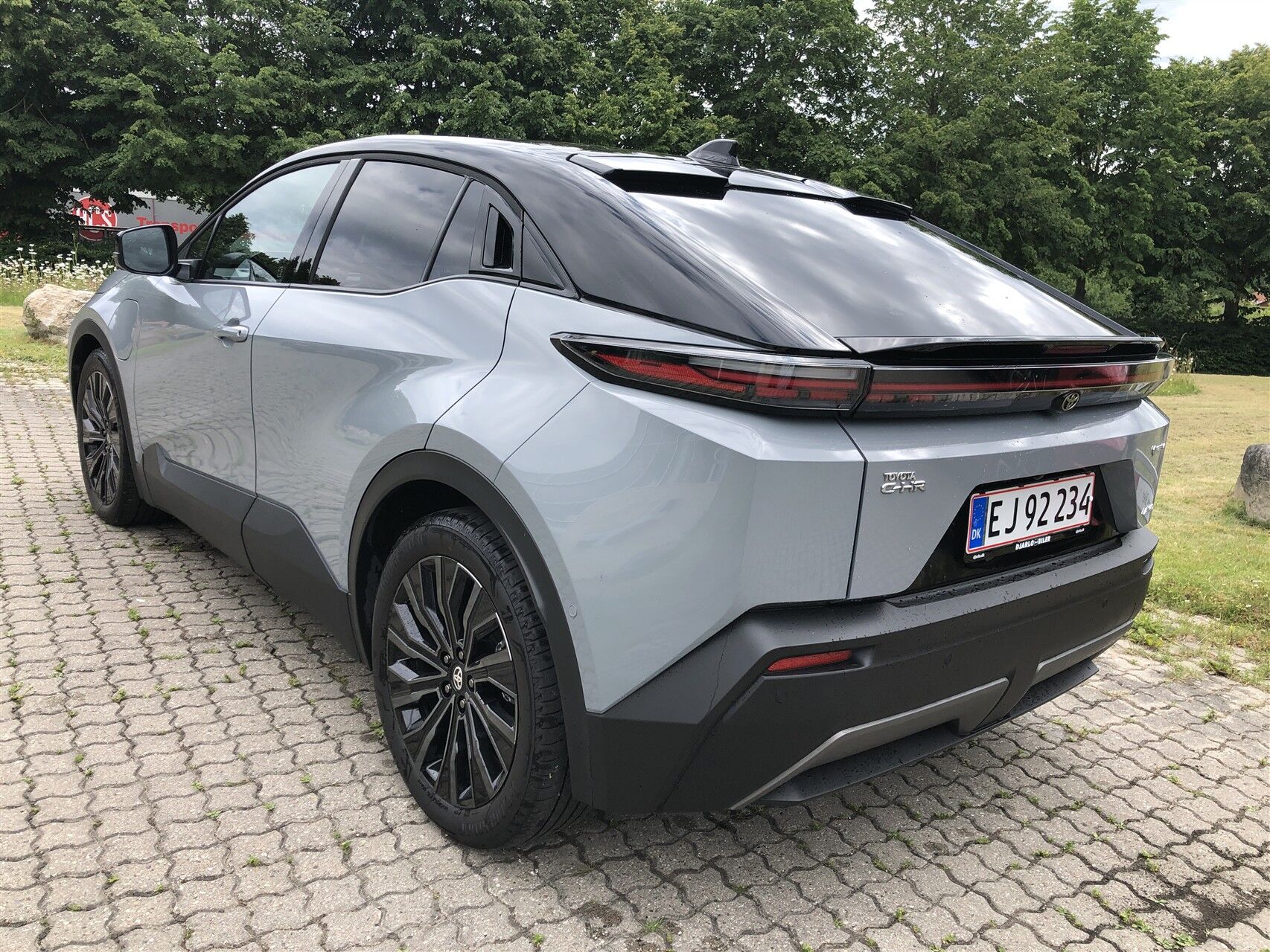 Billede af Toyota C-HR+ EL Executive AWD 343HK 5d Aut.
