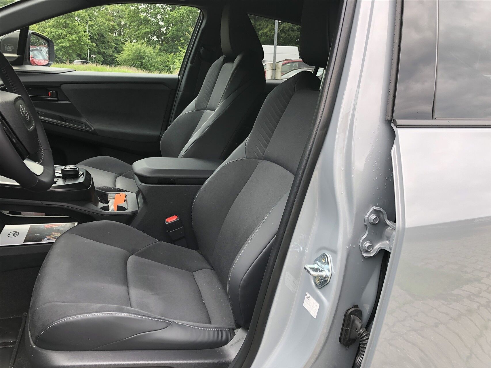 Billede af Toyota C-HR+ EL Executive AWD 343HK 5d Aut.
