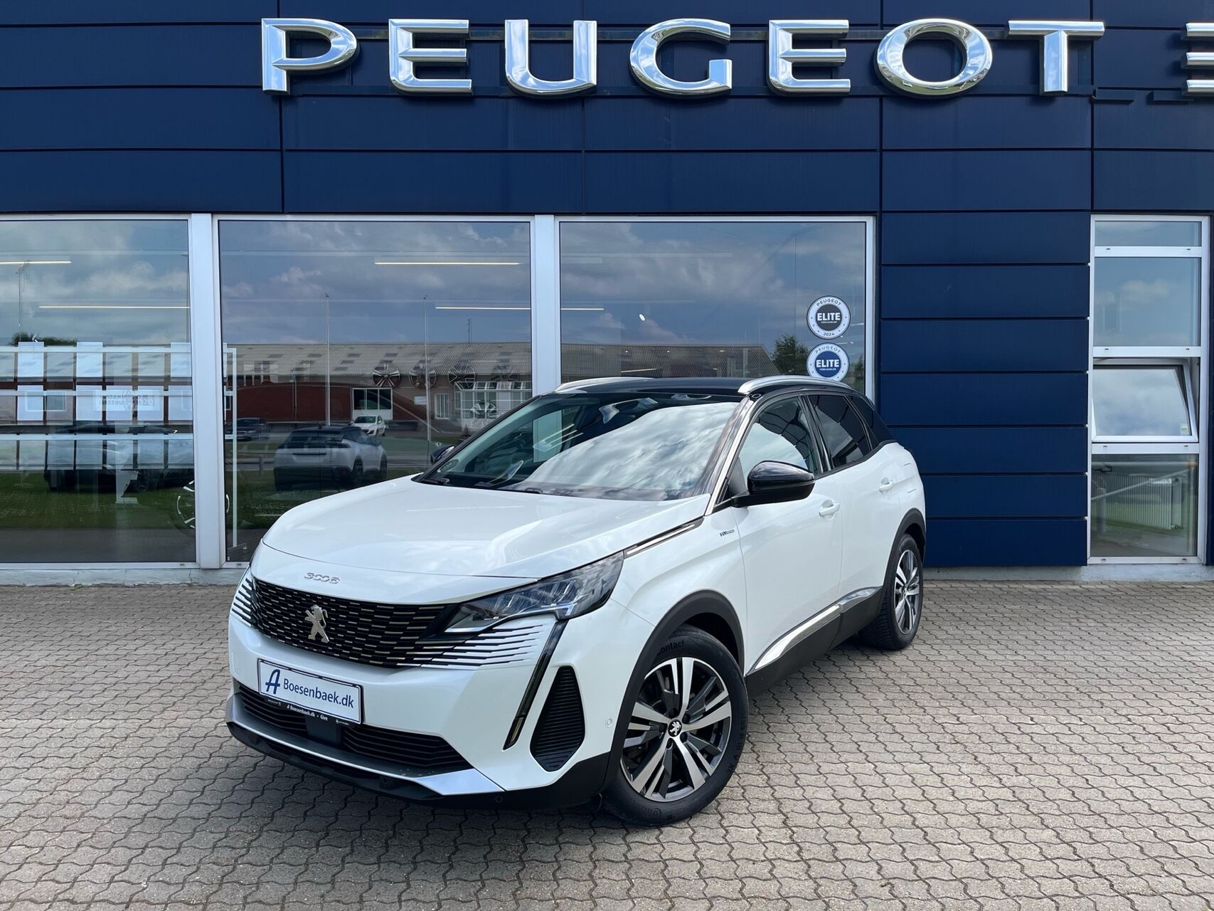 Billede af Peugeot 3008 1,6 PureTech  Plugin-hybrid First Selection EAT8 225HK 5d 8g Aut.
