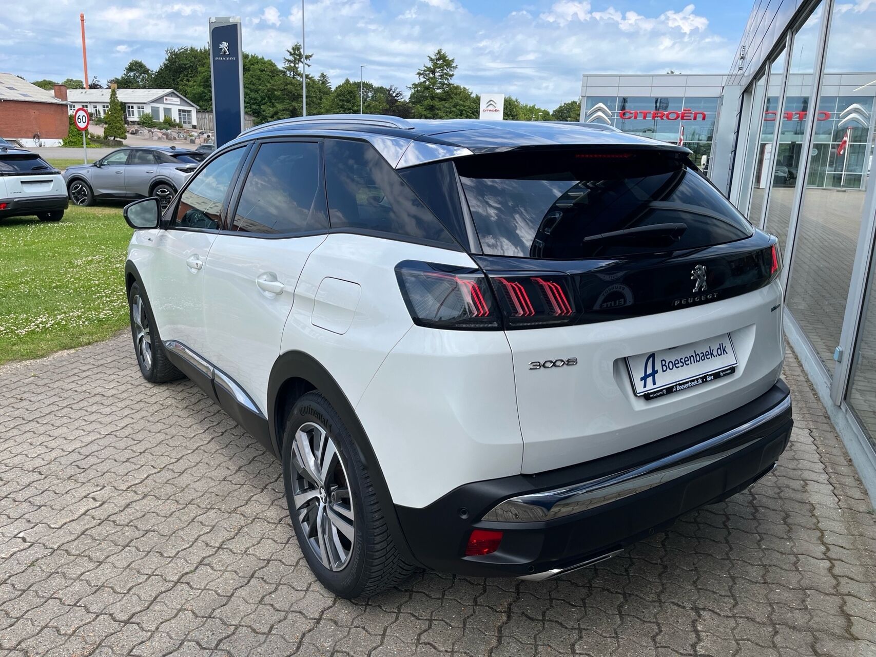 Billede af Peugeot 3008 1,6 PureTech  Plugin-hybrid First Selection EAT8 225HK 5d 8g Aut.
