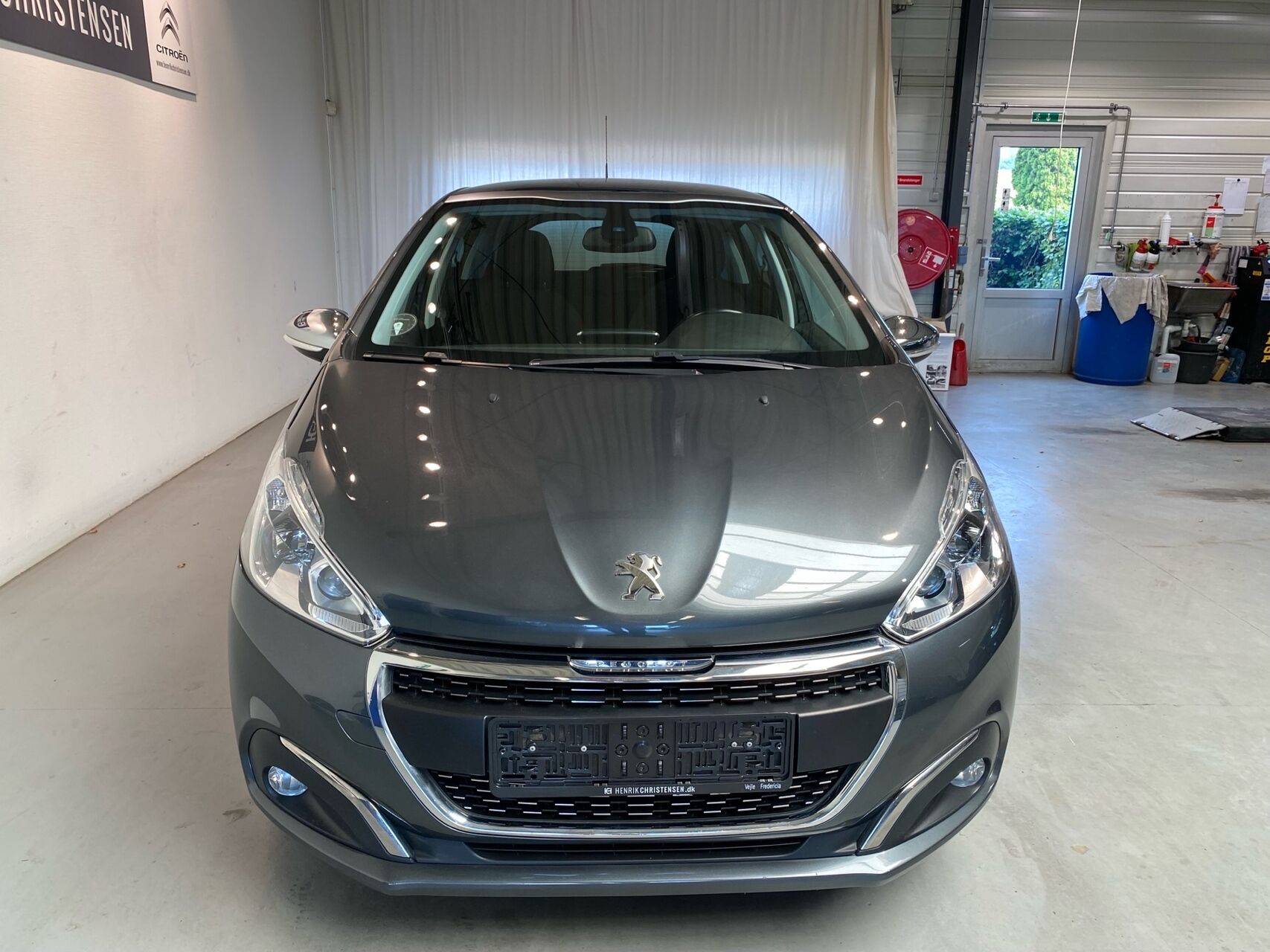 Billede af Peugeot 208 1,6 BlueHDi Allure Sky 100HK 5d