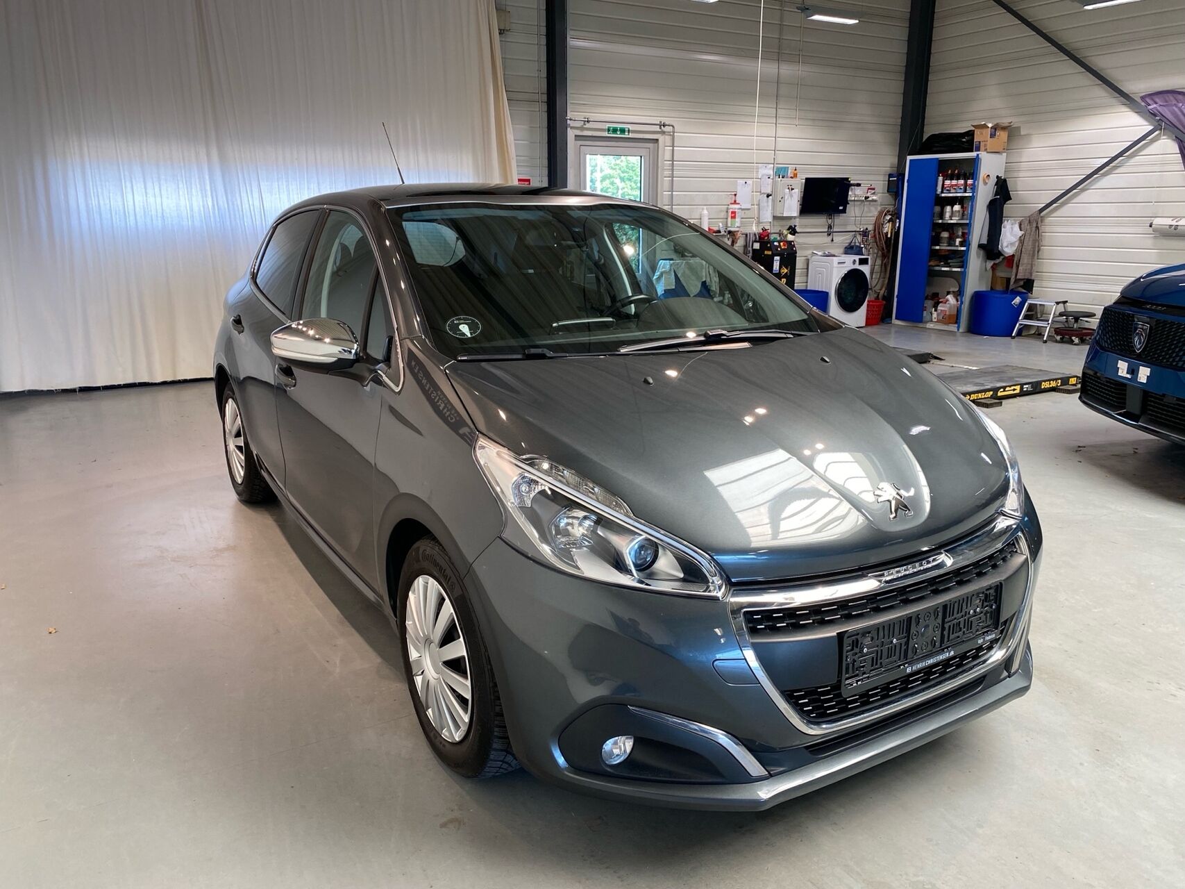Billede af Peugeot 208 1,6 BlueHDi Allure Sky 100HK 5d