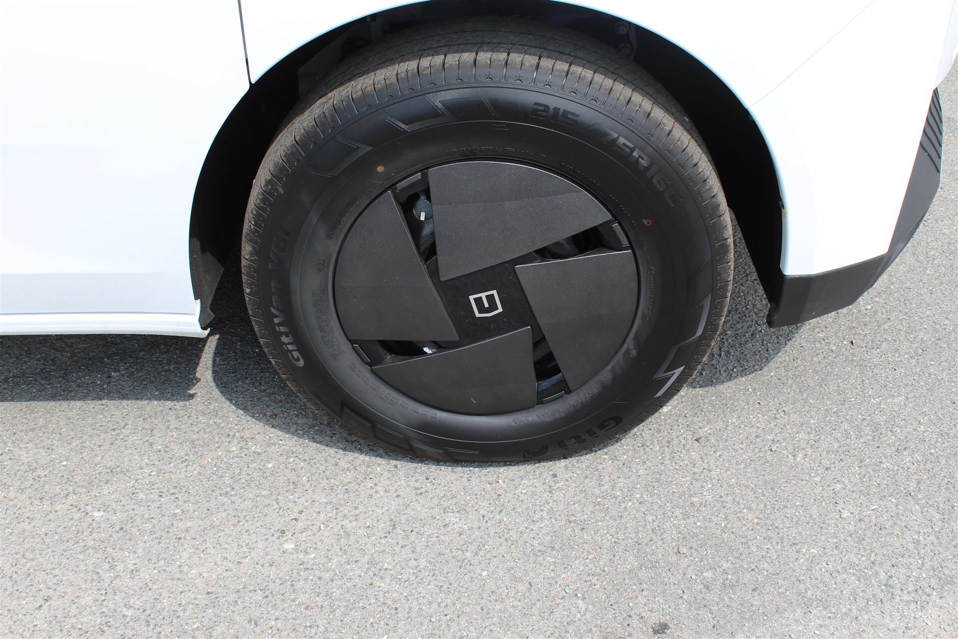 Billede af Farizon SV L2H2 83 kWh 231HK Van Aut.