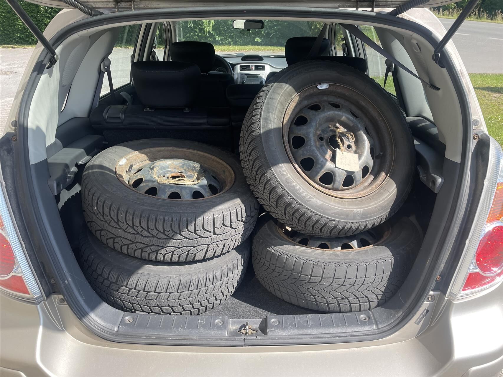 Billede af Suzuki Liana 1,6 m\ aircondition 106HK 5d