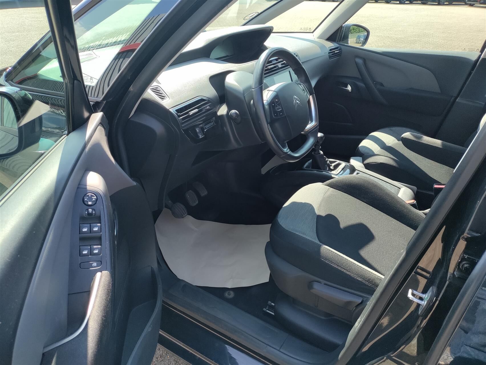 Billede af Citroën C4 SpaceTourer 1,6 Blue HDi Iconic start/stop 120HK
