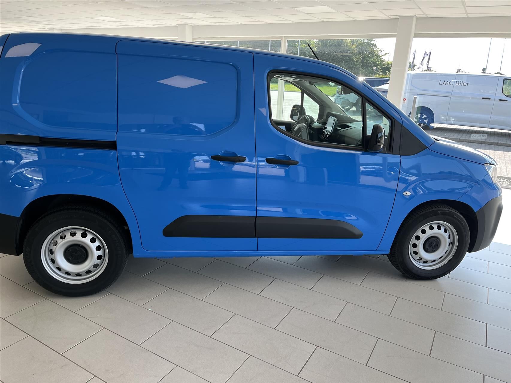 Billede af Peugeot e-Partner L1 V2 EL Plus 136HK Van Aut.