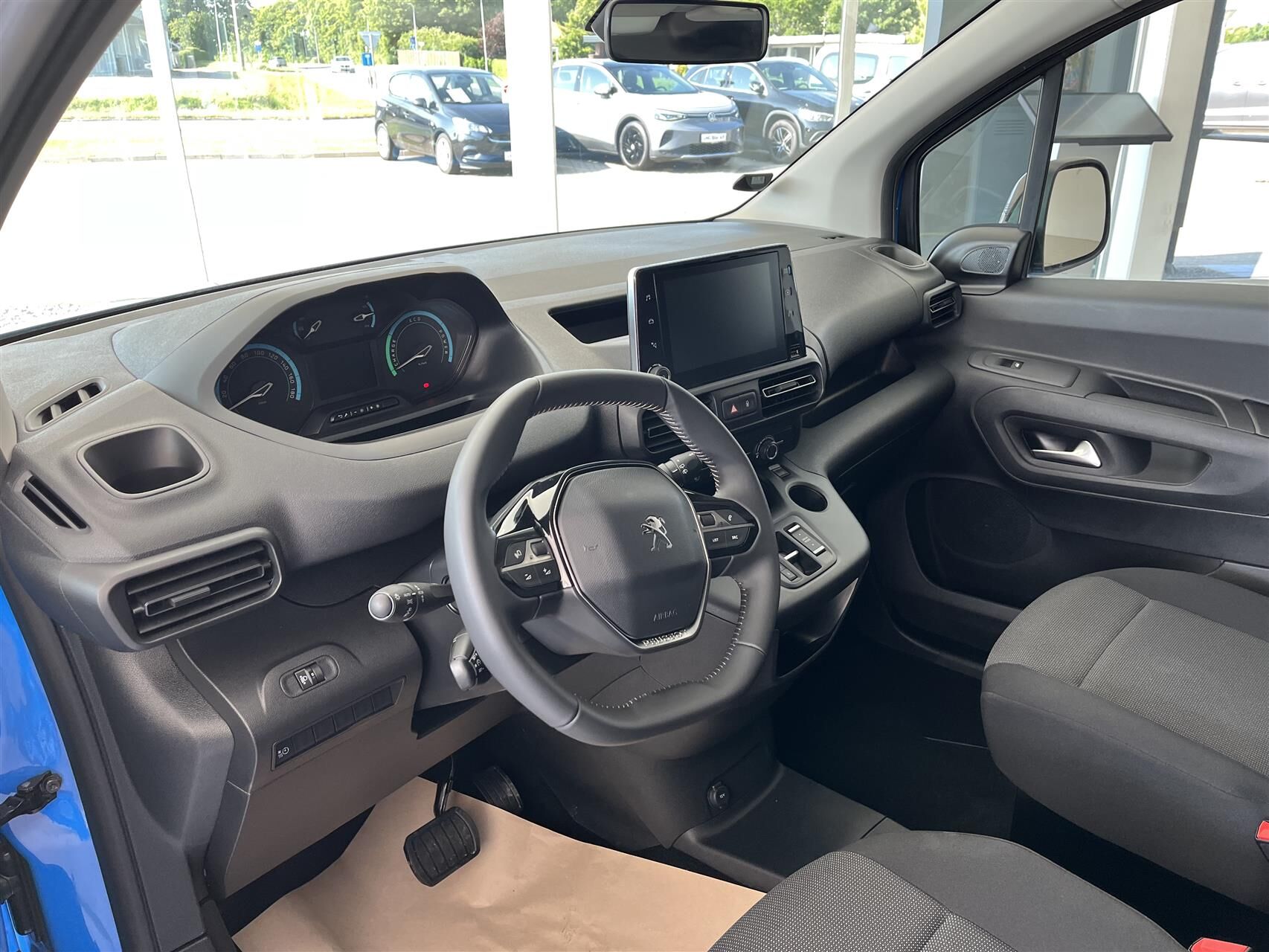 Billede af Peugeot e-Partner L1 V2 EL Plus 136HK Van Aut.