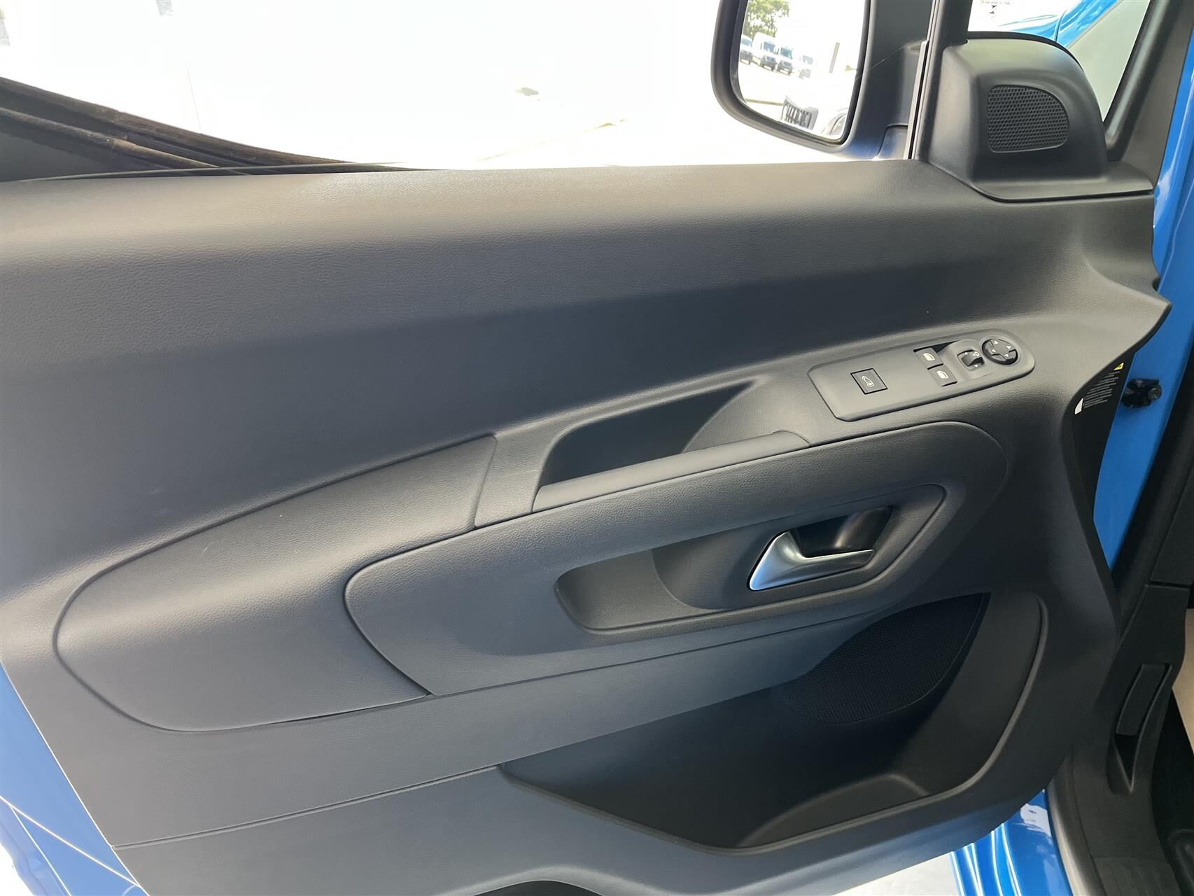 Billede af Peugeot e-Partner L1 V2 EL Plus 136HK Van Aut.