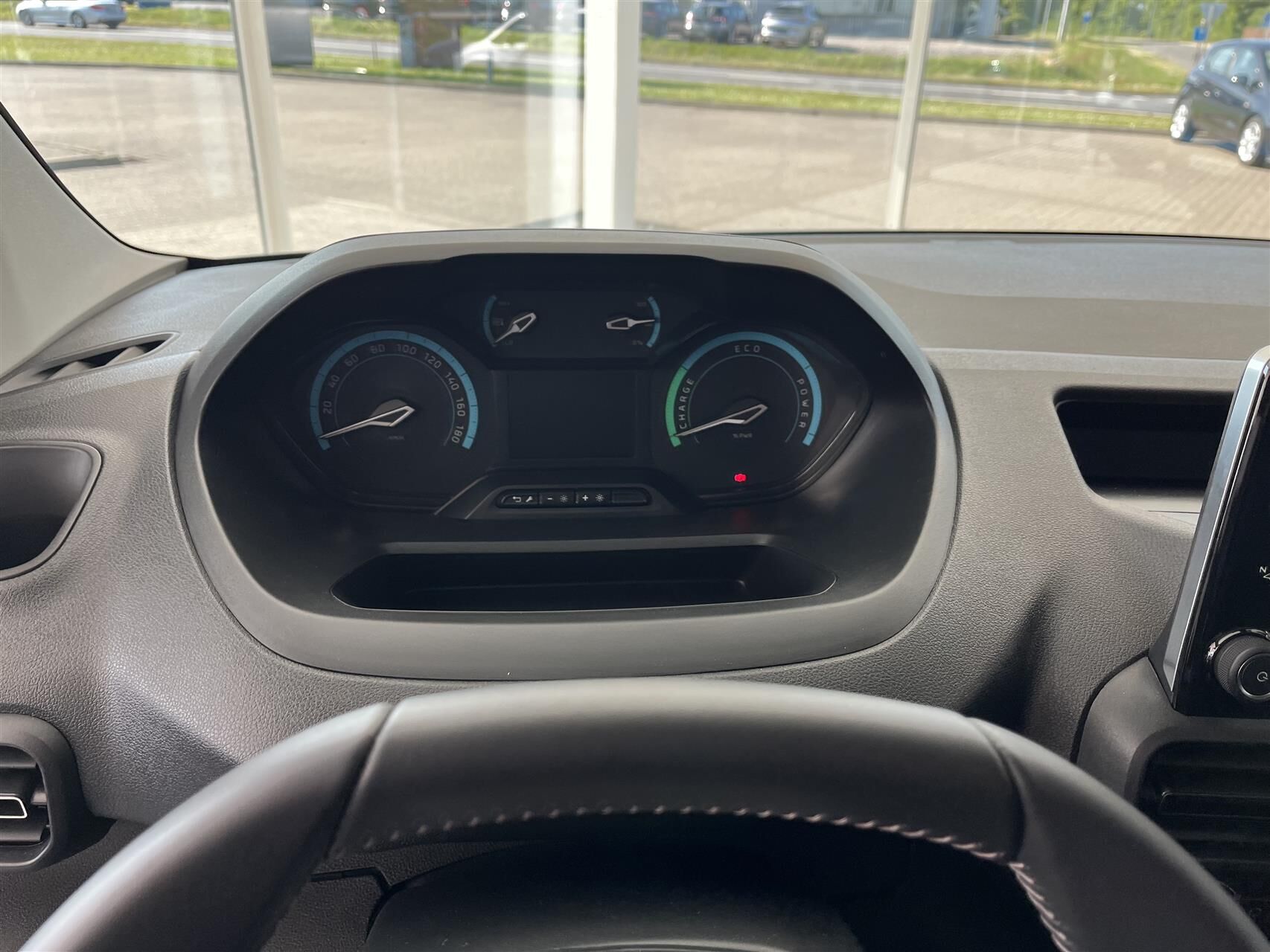 Billede af Peugeot e-Partner L1 V2 EL Plus 136HK Van Aut.