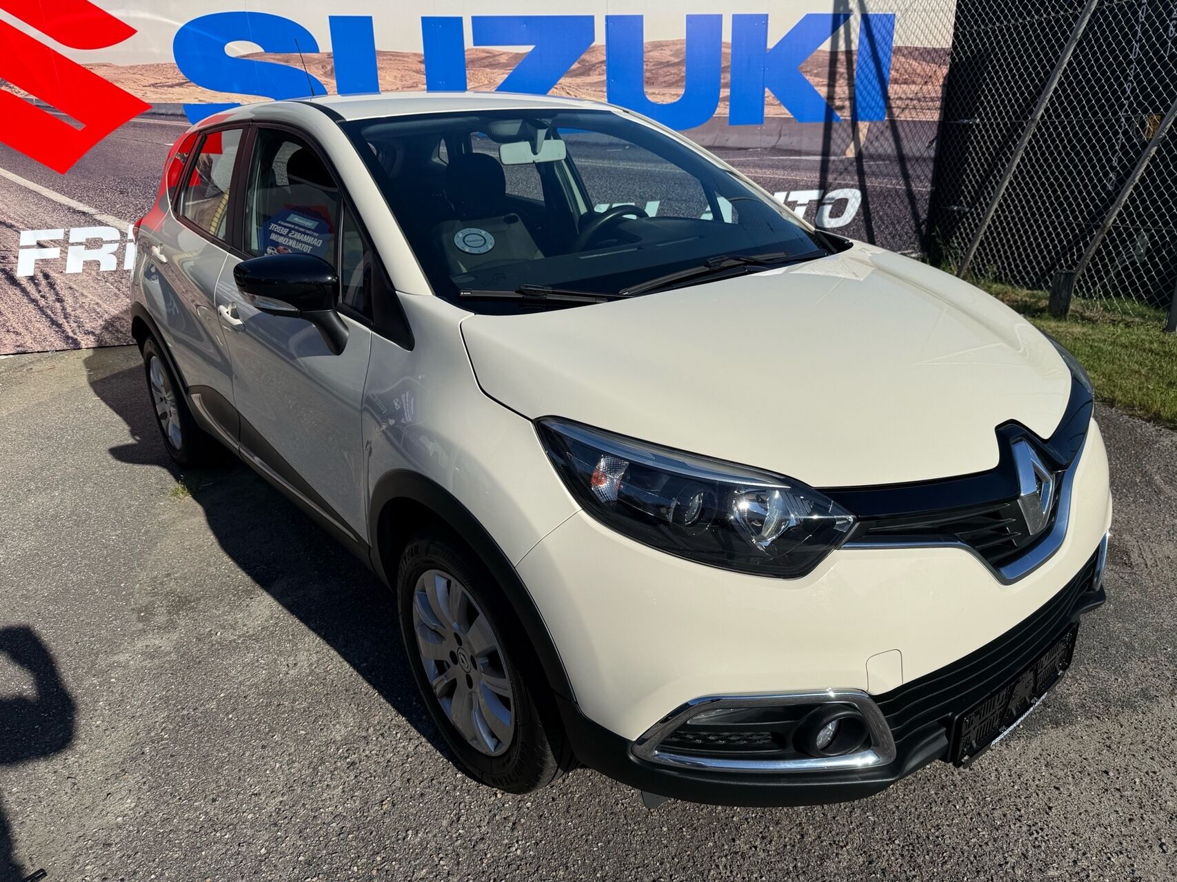 Renault Captur 0,9 TCE Expression Energy 90HK 5d