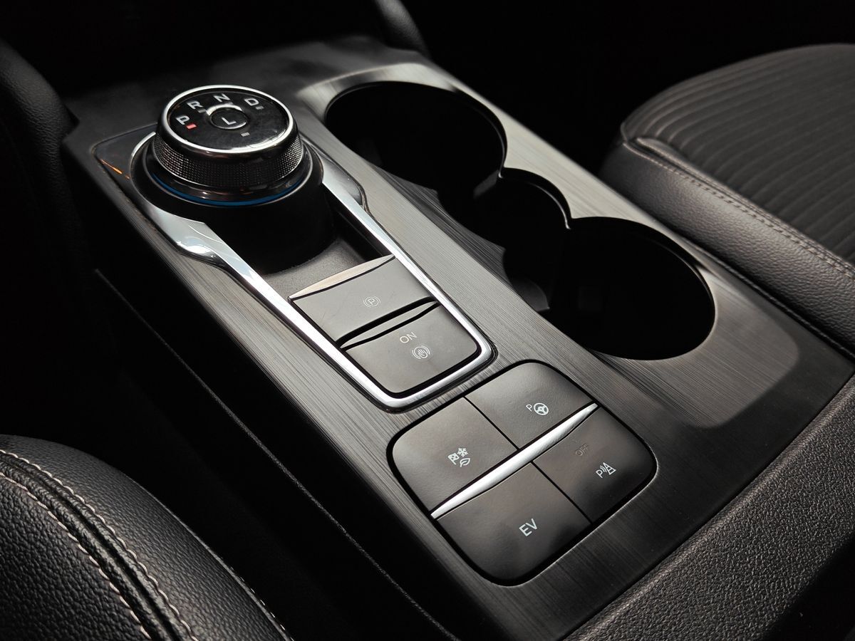 Billede af Ford Kuga 2,5 Plugin-hybrid Titanium X CVT 225HK 5d Trinl. Gear