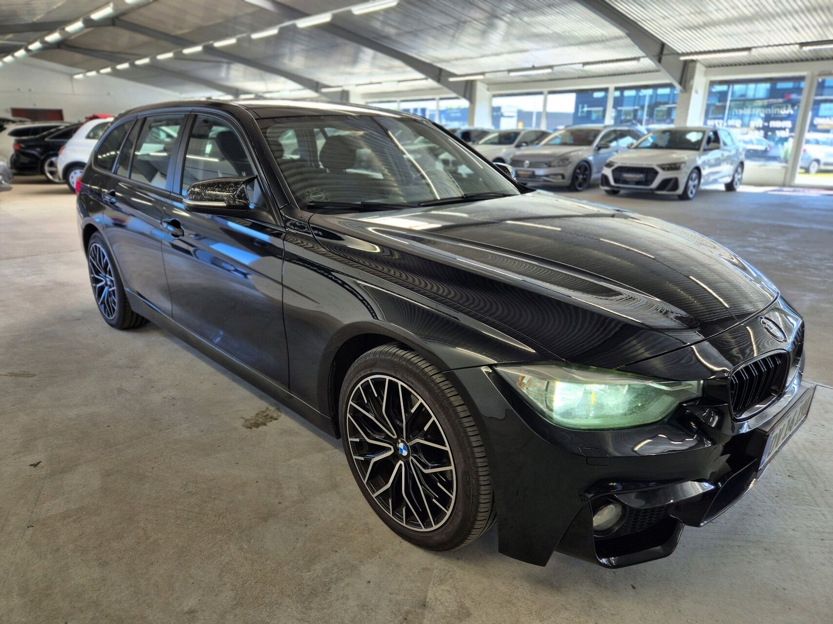 Billede af BMW 320d Touring 2,0 D Advantage Steptronic 190HK Stc 8g Aut.